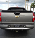 chevrolet avalanche 2008 gray suv lt flex fuel 8 cylinders 2 wheel drive automatic 33177