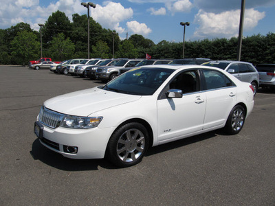 lincoln mkz 2009 white sedan gasoline 6 cylinders front wheel drive automatic 08902