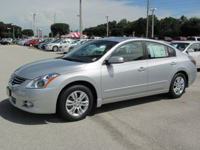 nissan altima 2012 silver sedan s gasoline 4 cylinders front wheel drive automatic 33884