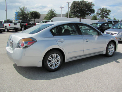 nissan altima 2012 silver sedan s gasoline 4 cylinders front wheel drive automatic 33884