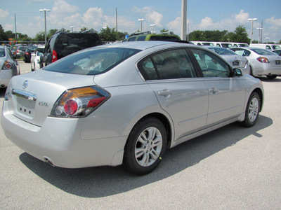 nissan altima 2012 silver sedan s gasoline 4 cylinders front wheel drive automatic 33884