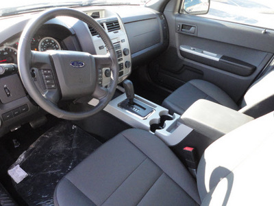 ford escape 2012 blue suv xlt awd gasoline 4 cylinders all whee drive automatic with overdrive 60546