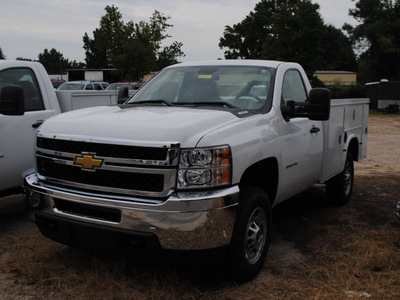 chevrolet silverado 2500 2011 white 8 cylinders automatic 27591