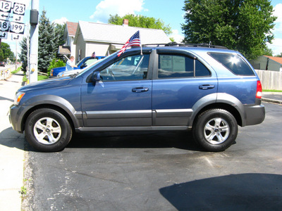 kia sorento 2004 dk  blue suv ex 4x4 gasoline 6 cylinders 4 wheel drive automatic with overdrive 45840