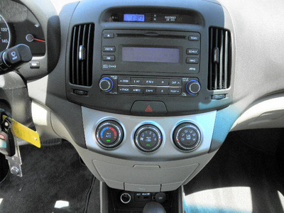 hyundai elantra 2010 beige sedan gasoline 4 cylinders front wheel drive automatic 78238