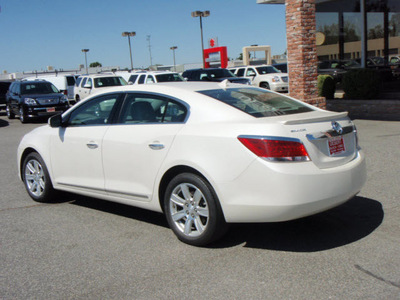 buick lacrosse 2011 white sedan cxl gasoline 6 cylinders front wheel drive 6 speed automatic 99336