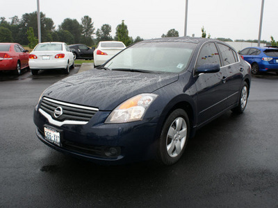 nissan altima 2008 blue sedan s gasoline 4 cylinders front wheel drive automatic 98371