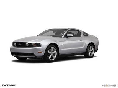 ford mustang 2012 silver coupe gasoline 8 cylinders rear wheel drive 6 speed automatic 77388