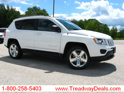 jeep compass 2011 white suv limited gasoline 4 cylinders 2 wheel drive automatic 45840