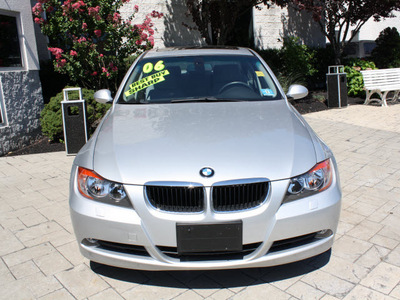 bmw 3 series 2006 silver sedan 325xi gasoline 6 cylinders all whee drive automatic 07702