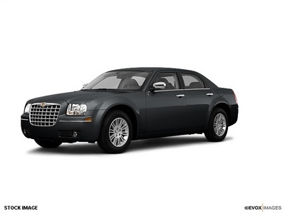 chrysler 300 2010 gray sedan touring gasoline 6 cylinders rear wheel drive automatic with overdrive 77388