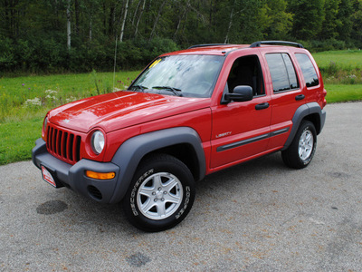 jeep liberty 2004 red suv sport gasoline 6 cylinders 4 wheel drive not specified 44024
