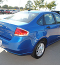 ford focus 2011 blue flame sedan se gasoline 4 cylinders front wheel drive automatic 76205