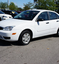 ford focus 2007 white sedan se gasoline 4 cylinders front wheel drive automatic with overdrive 46168