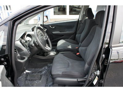 honda fit 2009 black hatchback sport gasoline 4 cylinders front wheel drive not specified 28677