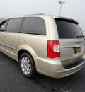 chrysler town and country 2012 white gld van touring l flex fuel 6 cylinders front wheel drive shiftable automatic 60915