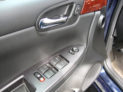chevrolet impala 2008 dk  blue sedan ls flex fuel 6 cylinders front wheel drive automatic 45840