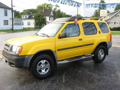 nissan xterra 2000 yellow suv xe v6 gasoline v6 4 wheel drive automatic with overdrive 45840