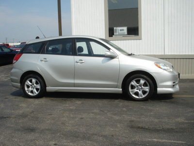 toyota matrix 2003 silver hatchback xrs gasoline 4 cylinders front wheel drive 6 speed manual 43228
