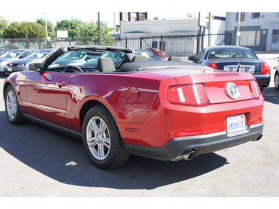 ford mustang 2011 red v6 gasoline 6 cylinders rear wheel drive automatic 90004