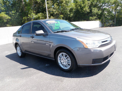 ford focus 2011 gray sedan se gasoline 4 cylinders front wheel drive automatic 32401