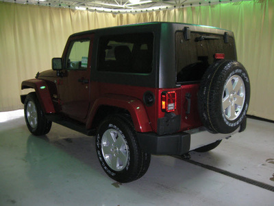 jeep wrangler 2012 deep cherry red suv sahara gasoline 6 cylinders 4 wheel drive automatic 44883