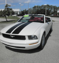 ford mustang 2005 white v6 deluxe gasoline 6 cylinders rear wheel drive 5 speed manual 32783