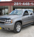 chevrolet avalanche 2007 gray suv gasoline 8 cylinders rear wheel drive automatic 77037