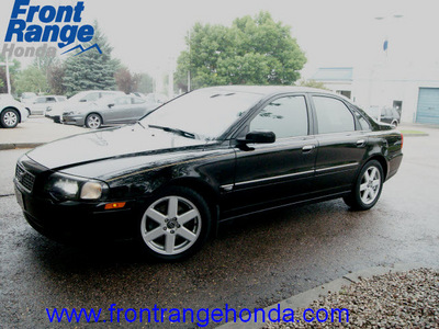 volvo s80 2004 black sedan 2 5t gasoline 5 cylinders all whee drive automatic 80910