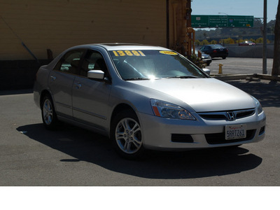 honda accord 2006 silver sedan ex w leather gasoline 4 cylinders front wheel drive 5 speed automatic 94901