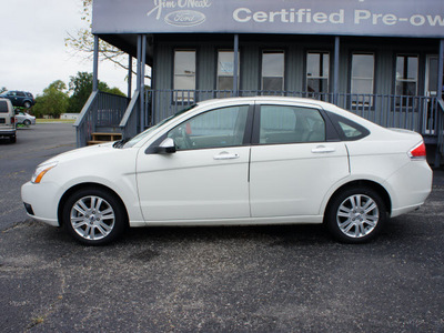 ford focus 2010 white sedan sel gasoline 4 cylinders front wheel drive automatic 47172