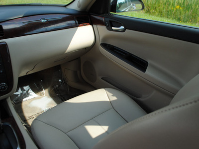 chevrolet impala 2009 brown sedan lt flex fuel 6 cylinders front wheel drive 4 speed automatic 44024