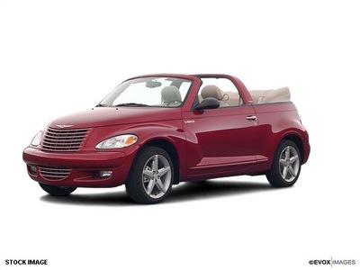 chrysler pt cruiser 2005 red touring gasoline 4 cylinders front wheel drive automatic 44060