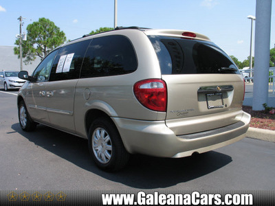 chrysler town and country 2007 gld van touring gasoline 6 cylinders front wheel drive 4 speed automatic 33912