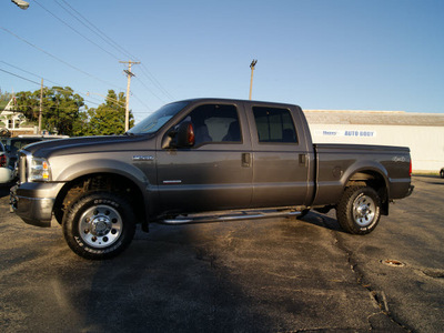 ford f 250 2005 gray super duty diesel 8 cylinders 4 wheel drive automatic 60115