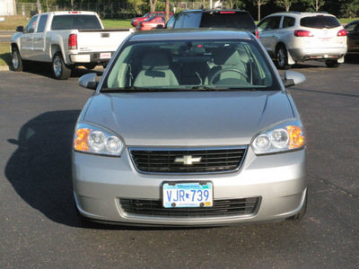 chevrolet malibu maxx 2007 silver hatchback lt gasoline 6 cylinders front wheel drive automatic 55124