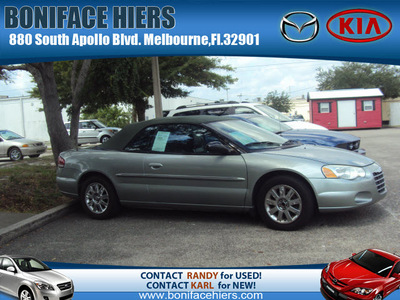 chrysler sebring 2004 lt green limited gasoline 6 cylinders front wheel drive automatic 32901