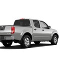 nissan frontier 2011 silver gasoline 6 cylinders 4 wheel drive not specified 98371