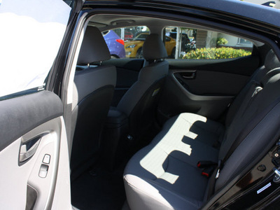 hyundai elantra 2012 black sedan limited gasoline 4 cylinders front wheel drive automatic 94010