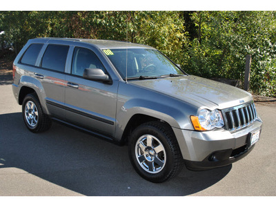 jeep grand cherokee 2008 gray suv laredo gasoline 6 cylinders 4 wheel drive automatic with overdrive 98226