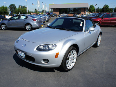 mazda mx 5 miata 2007 silver gasoline 4 cylinders rear wheel drive 6 speed manual 98371