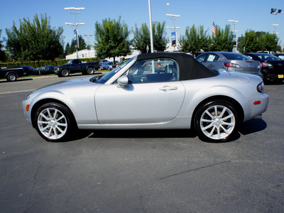 mazda mx 5 miata 2007 silver gasoline 4 cylinders rear wheel drive 6 speed manual 98371