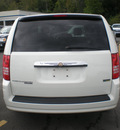 chrysler town country 2008 white van lx flex fuel 6 cylinders front wheel drive automatic 13502