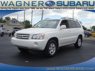 toyota highlander 2003 white suv gasoline 6 cylinders all whee drive automatic 45324