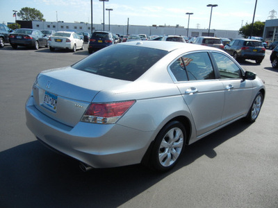 honda accord 2008 silver sedan ex l gasoline 6 cylinders front wheel drive automatic 55420