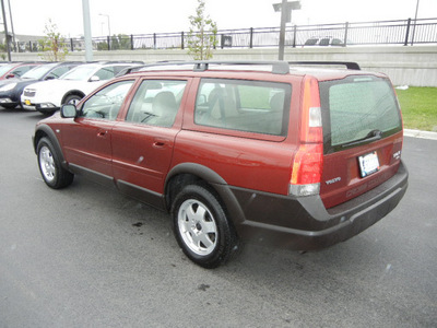 volvo xc 2002 red wagon v70 awd gasoline 5 cylinders all whee drive automatic 55420