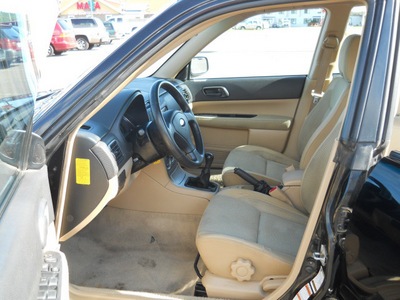 subaru forester 2005 black suv 2 5 x gasoline 4 cylinders all whee drive 5 speed manual 55811