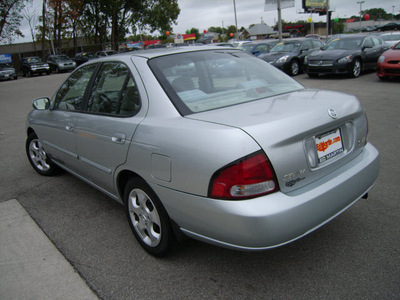 nissan sentra 2003 silver sedan gasoline 4 cylinders front wheel drive automatic 46219