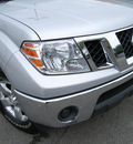 nissan frontier 2009 silver gasoline 6 cylinders 4 wheel drive not specified 46219