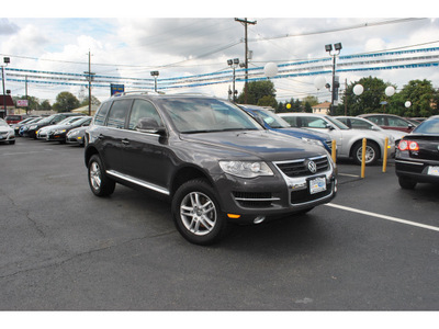 volkswagen touareg 2 2008 dk  gray suv vr6 fsi gasoline 6 cylinders all whee drive automatic 08016